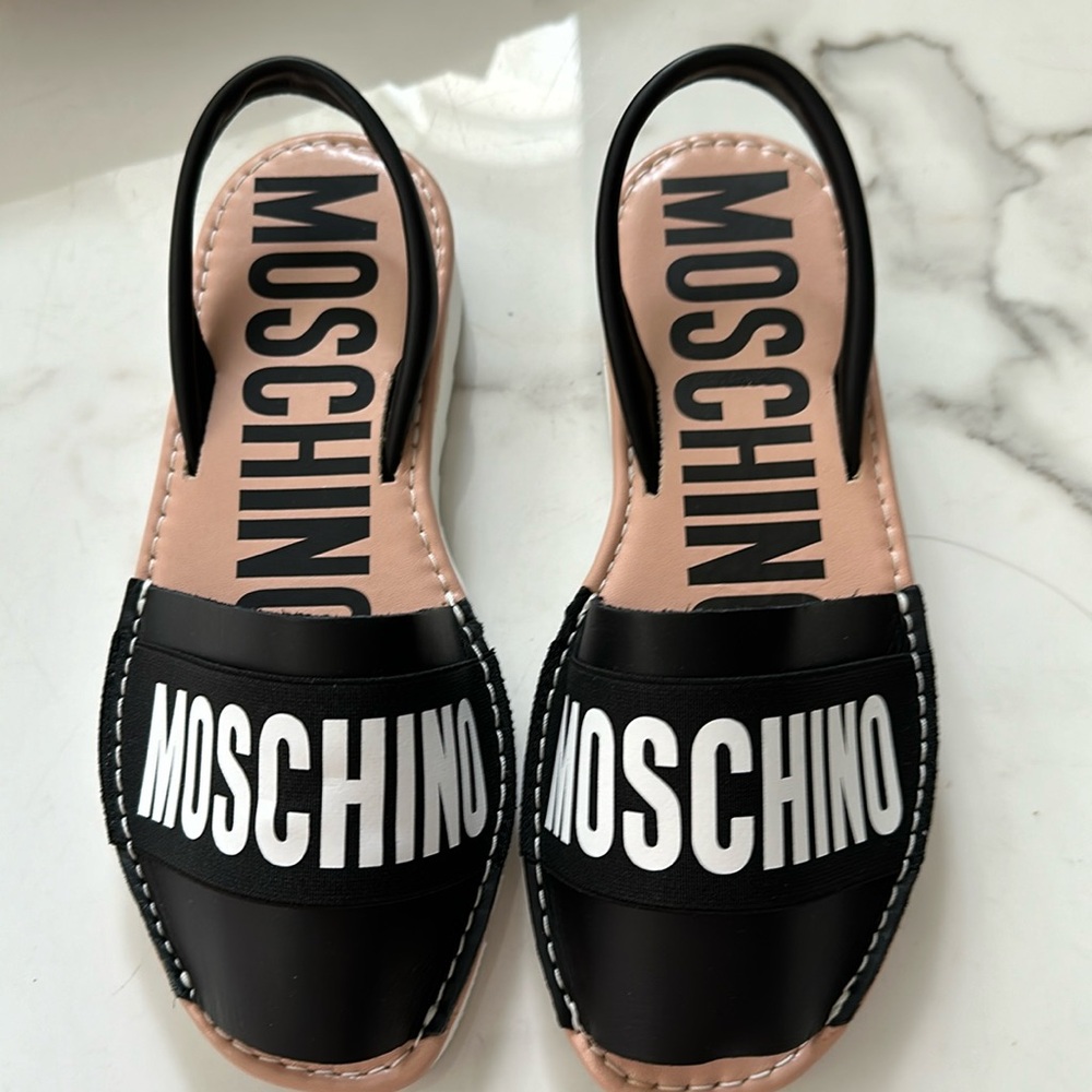 Moschino couture sling back sandal size 39